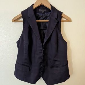 Dark blue vest